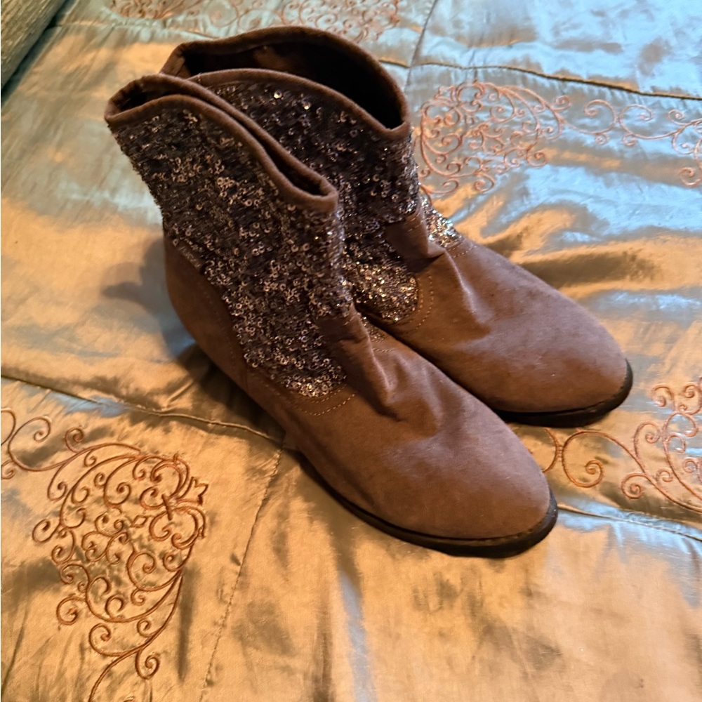 Sugar gray Sequin Ankle Booties